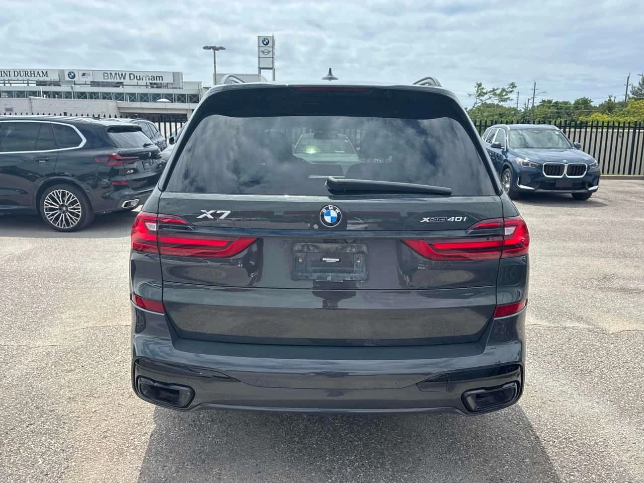 BMW X7 М ПАК/xDrive40i/ДИСТ/ВЪЗДУХ/КЛИП/NIGHT VIS/ЛАЗЕРИ, снимка 4 - Автомобили и джипове - 55213565