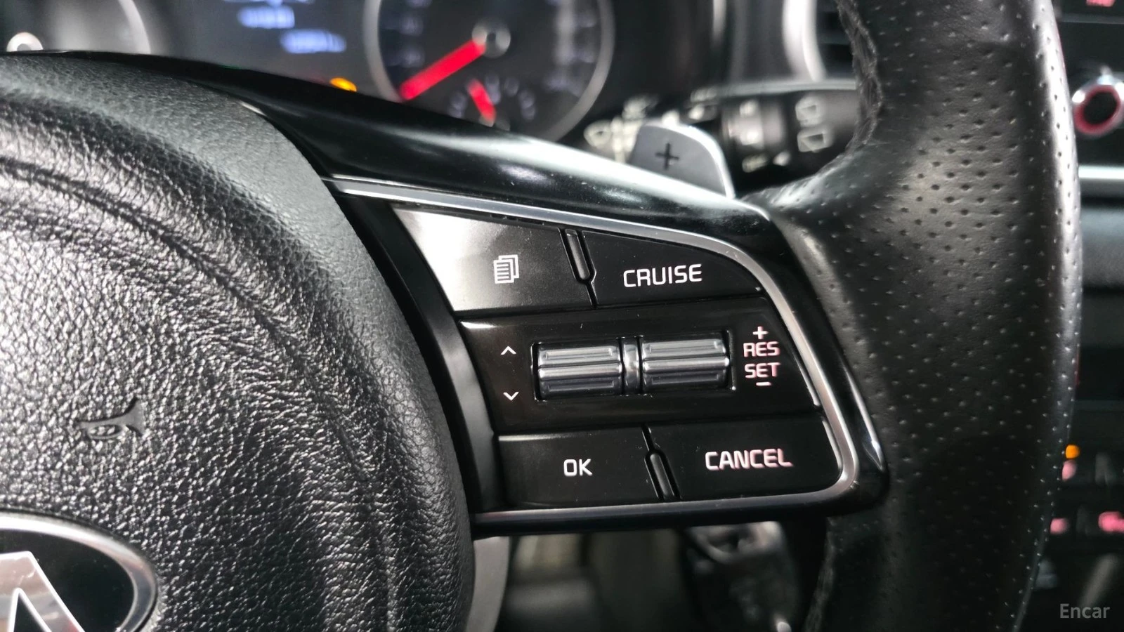 Kia Sportage The Bold 2.0 2WD Luxury, снимка 14 - Автомобили и джипове - 55564710