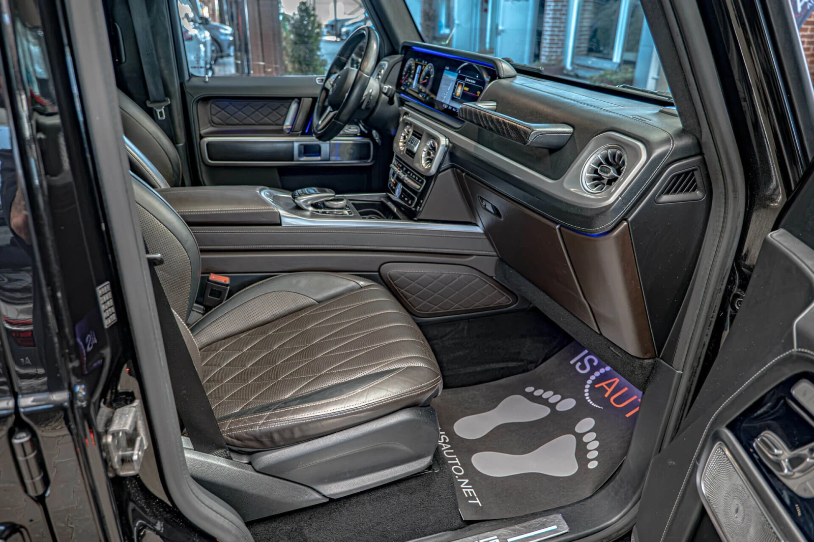 Mercedes-Benz G 500 V8 AMG/Designo/Burmester/Обдухване/Шибедах/Алканта, снимка 13 - Автомобили и джипове - 55568268