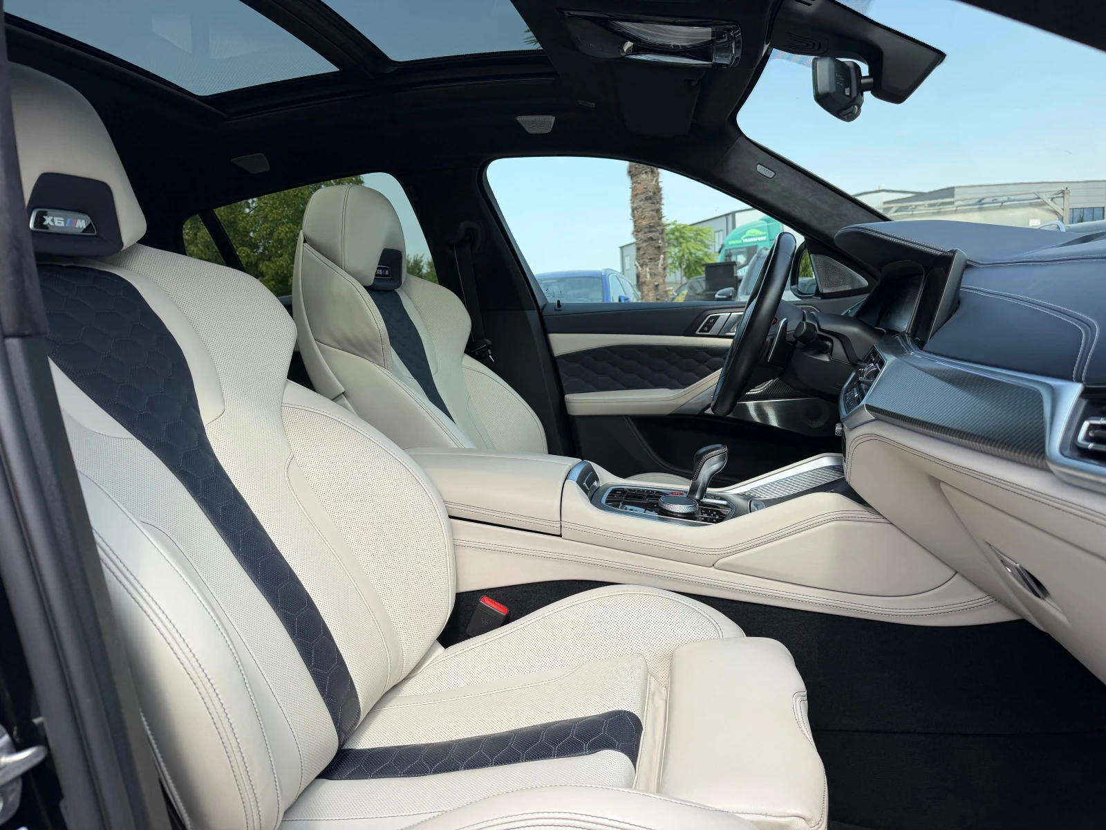 BMW X6 M* Competition, снимка 12 - Автомобили и джипове - 55905347