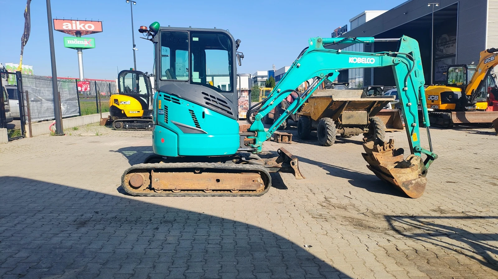 Багер Kobelco SK30SR-6E - изображение 3