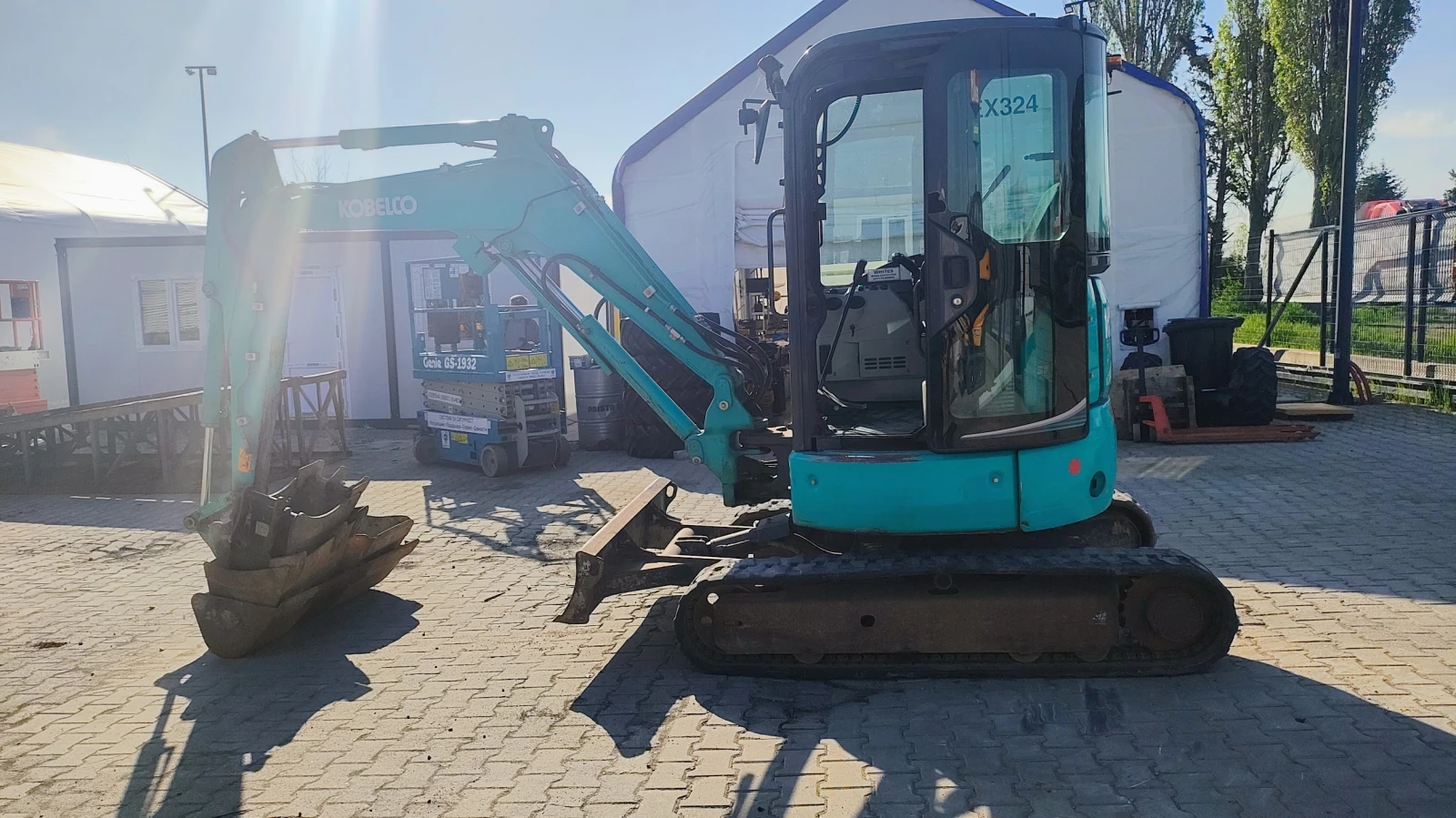 Багер Kobelco SK30SR-6E - изображение 7