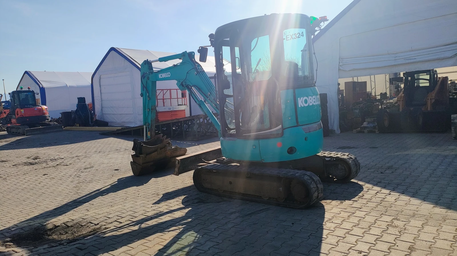Багер Kobelco SK30SR-6E - изображение 6