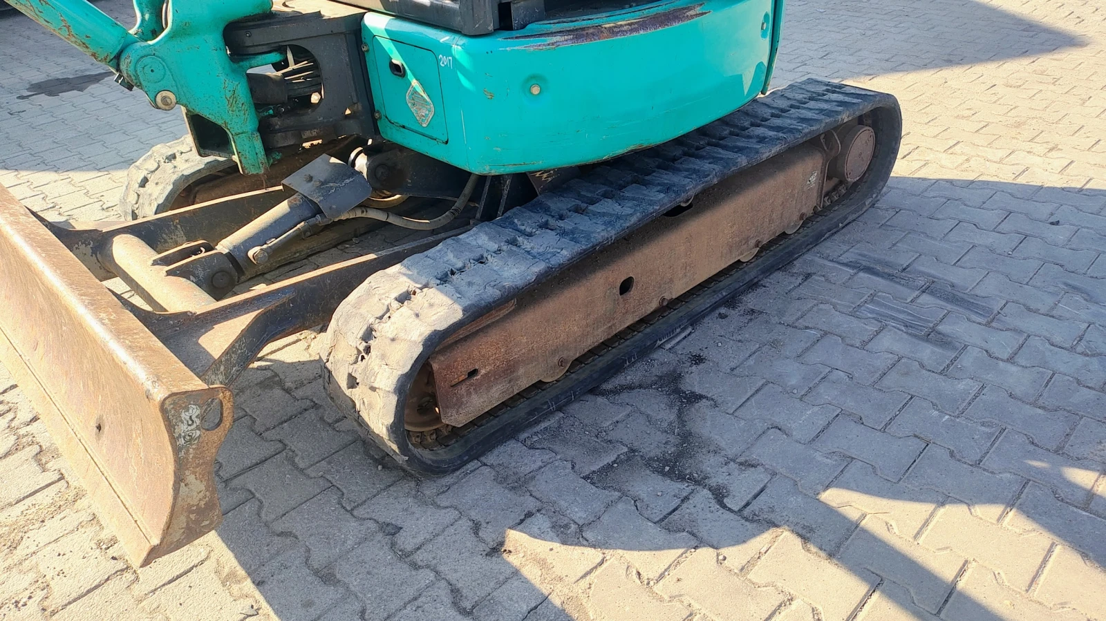 Багер Kobelco SK30SR-6E - изображение 8
