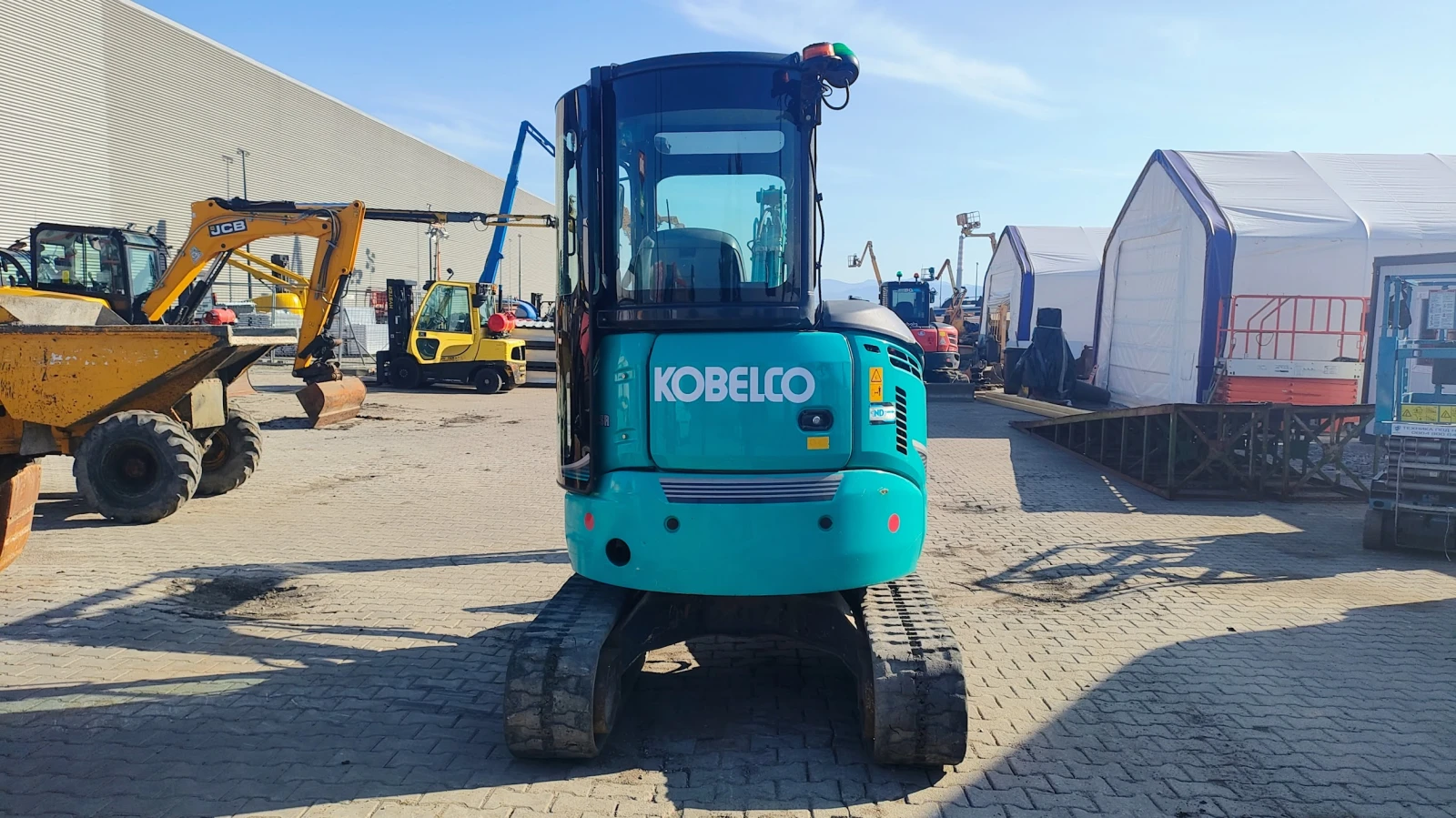 Багер Kobelco SK30SR-6E - изображение 5