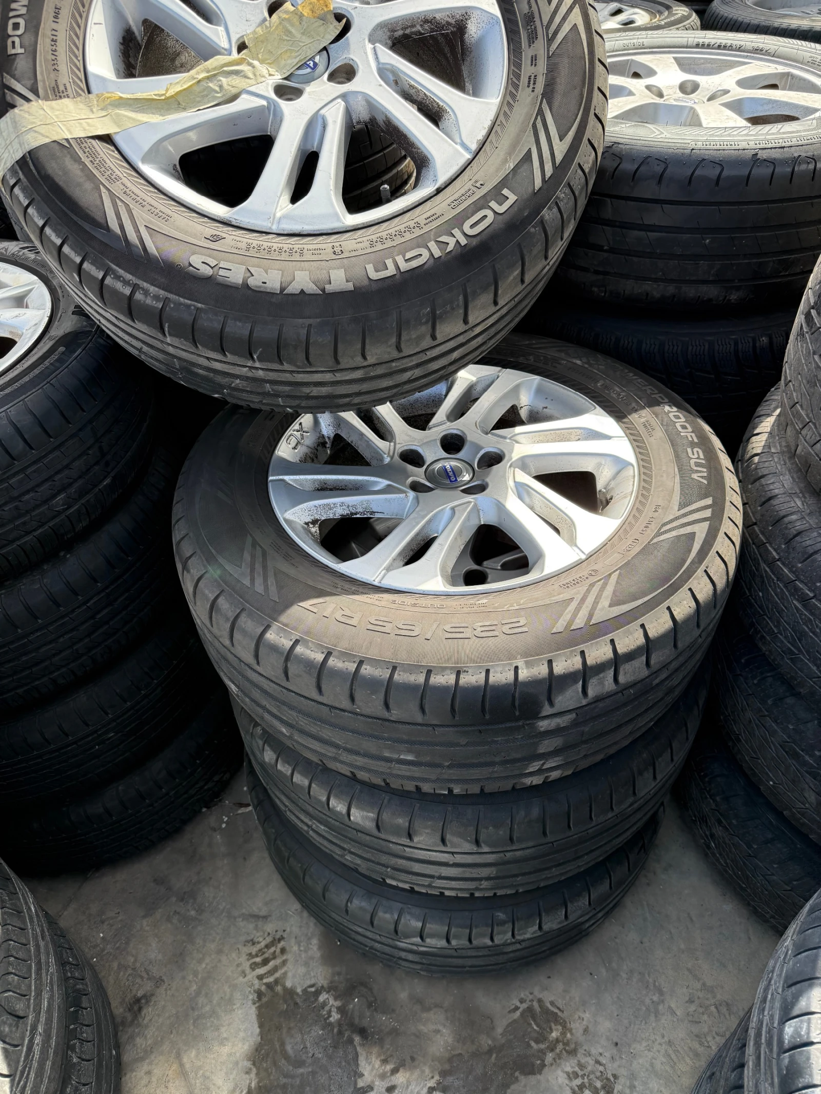   235/45R17  Volvo XC60 | Mobile.bg   5