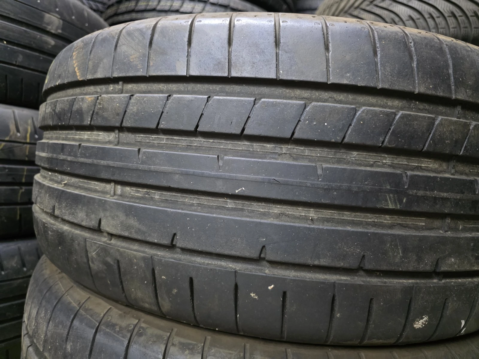 Гуми Летни 255/45R18