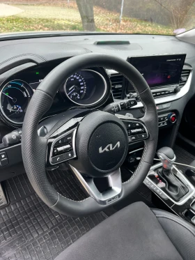 Kia Ceed GT Line 1.6 Plug-in hybrid - 36800 лв. / 18815.54 € - 99201532 7