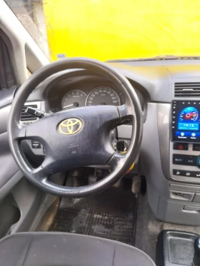 Toyota Avensis verso, снимка 6