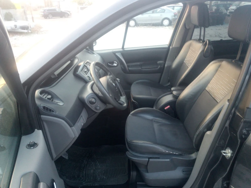 Renault Grand scenic 7 места 1.5DCI, снимка 9 - Автомобили и джипове - 38607070