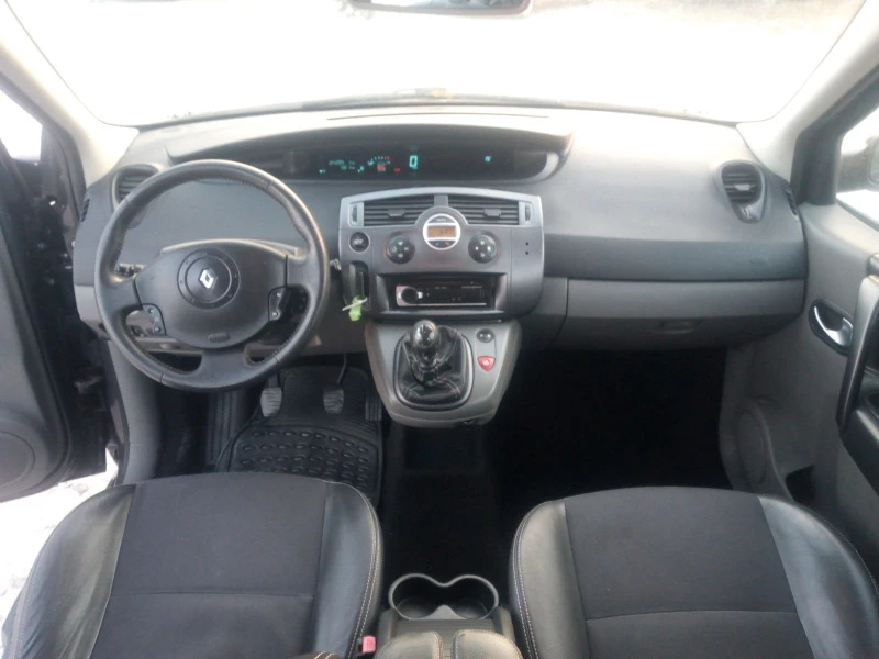 Renault Grand scenic 7 места 1.5DCI, снимка 11 - Автомобили и джипове - 38607070