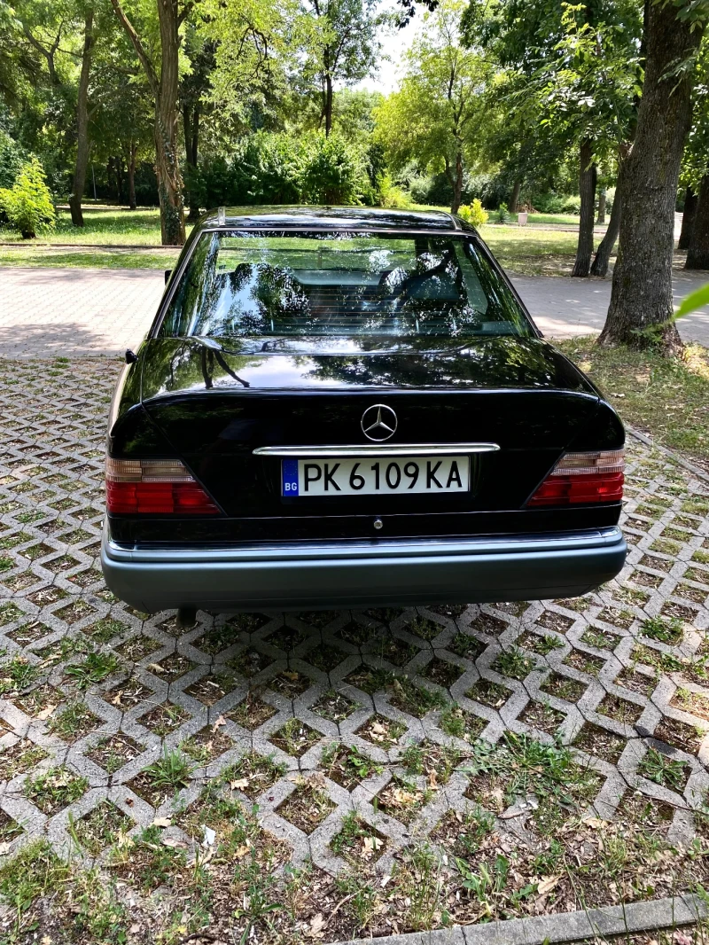 Mercedes-Benz 124 Е200, снимка 5 - Автомобили и джипове - 47842401