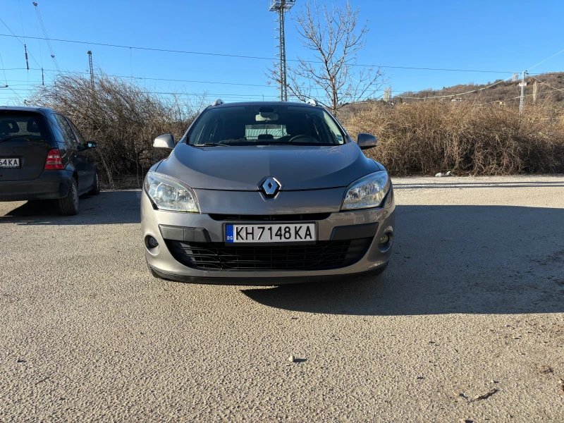 Renault Megane 1.5 dCi, снимка 2 - Автомобили и джипове - 51838968