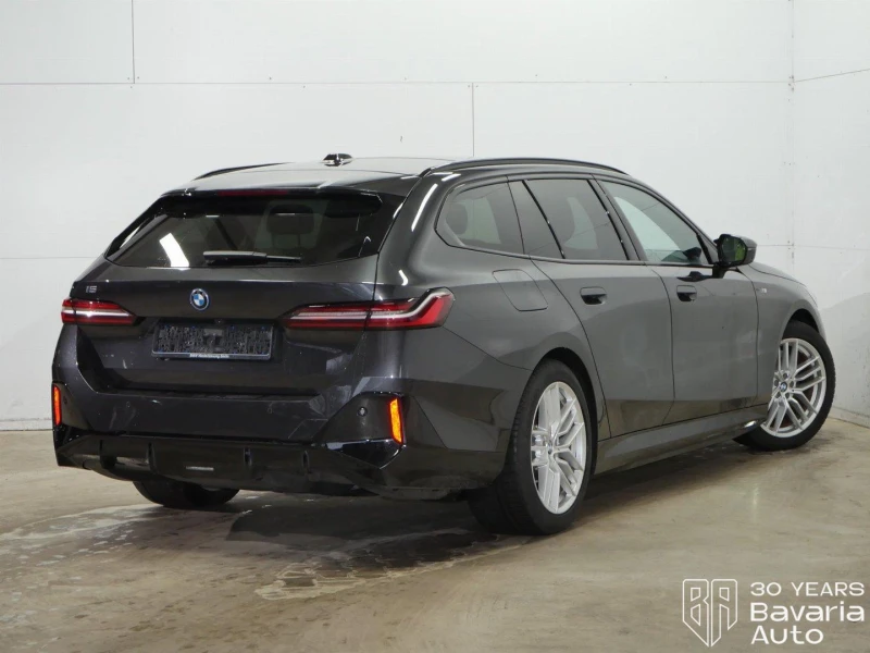 BMW i5 M60 xDrive Touring, снимка 3 - Автомобили и джипове - 52775072