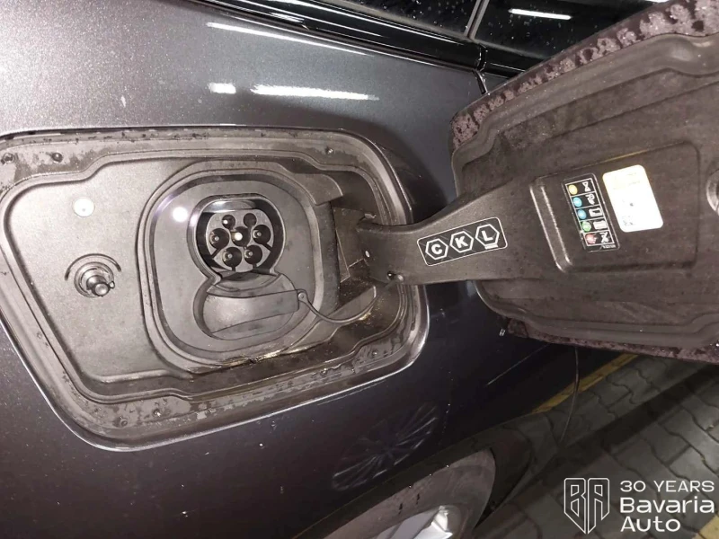 BMW i5 M60 xDrive Touring, снимка 13 - Автомобили и джипове - 52775072