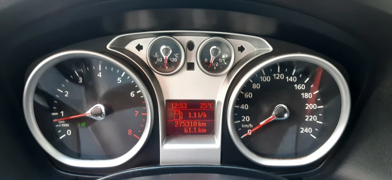 Ford Focus Titanium, снимка 6 - Автомобили и джипове - 52852322