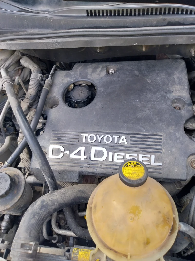 Toyota Avensis verso, снимка 9 - Автомобили и джипове - 53405462