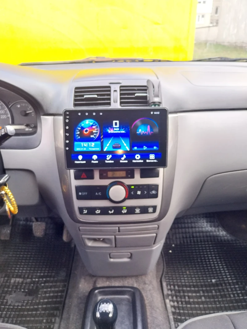 Toyota Avensis verso, снимка 5 - Автомобили и джипове - 53405462