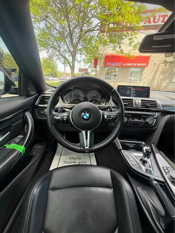 BMW M4 * DCT* АВТОКРЕДИТ БЕЗ ПЪРВОНАЧАЛНА ВНОСКА* , снимка 16 - Автомобили и джипове - 54790909