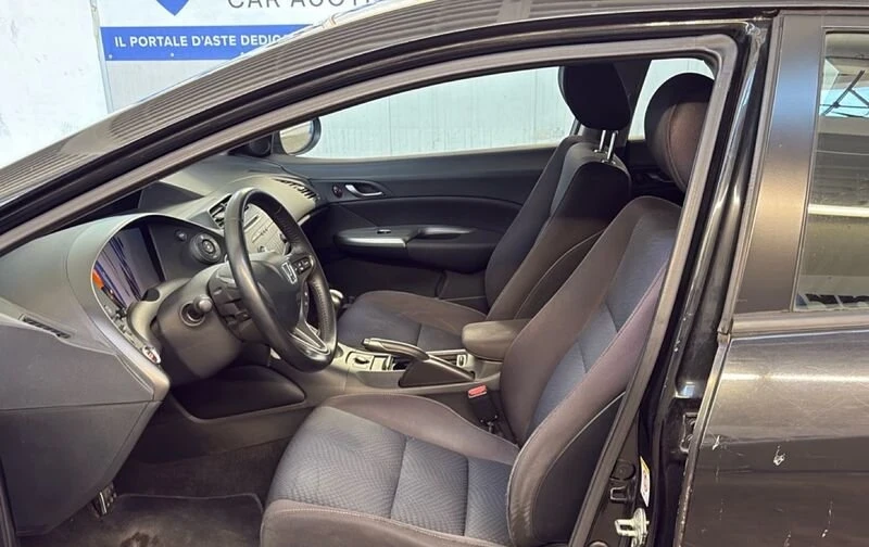 Honda Civic 1.4 i-vtec Elegance , снимка 11 - Автомобили и джипове - 54986302