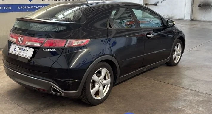 Honda Civic 1.4 i-vtec Elegance , снимка 4 - Автомобили и джипове - 54986302