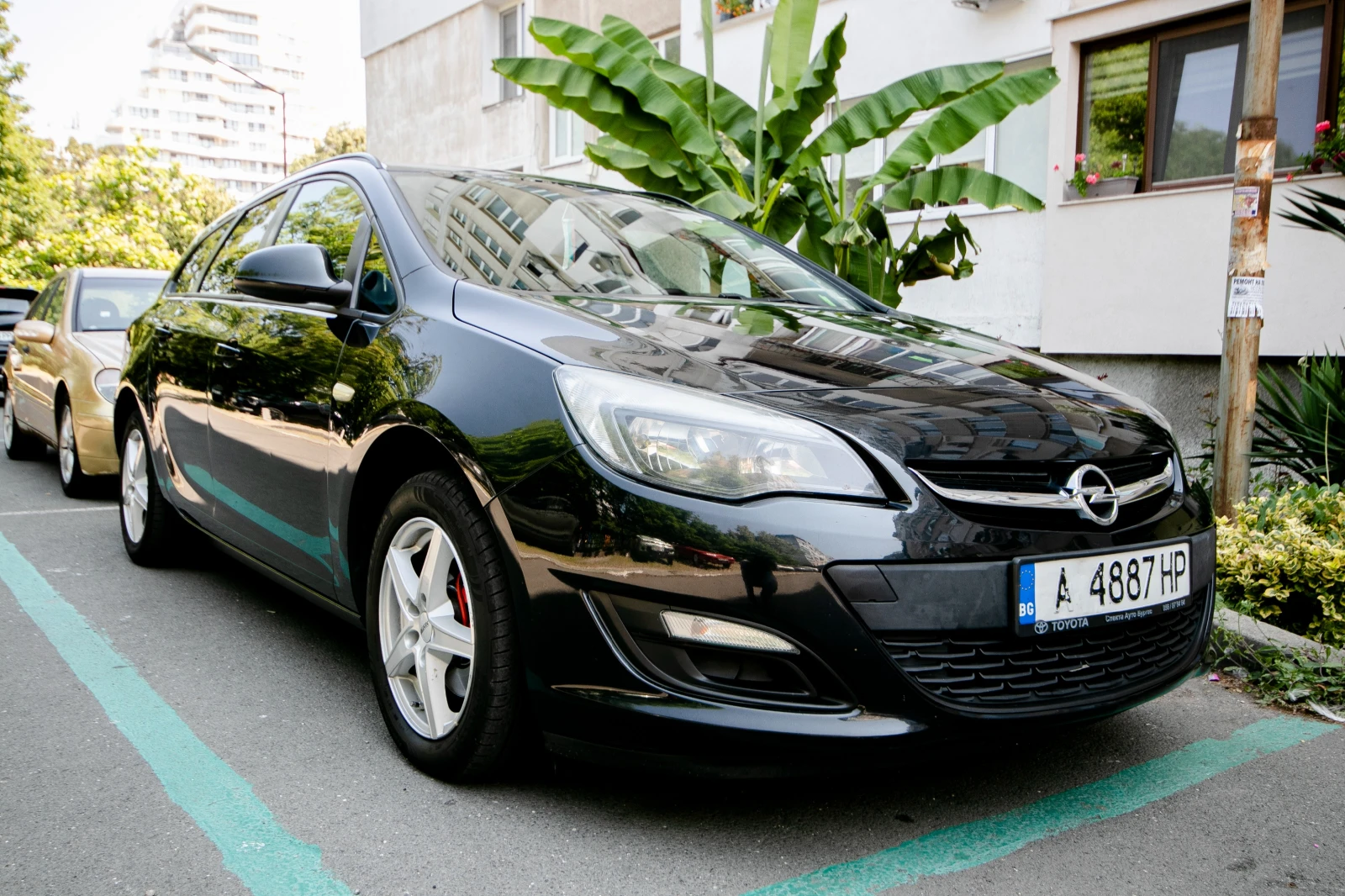 Opel Astra j sports tourer 1.7 cdti - изображение 3