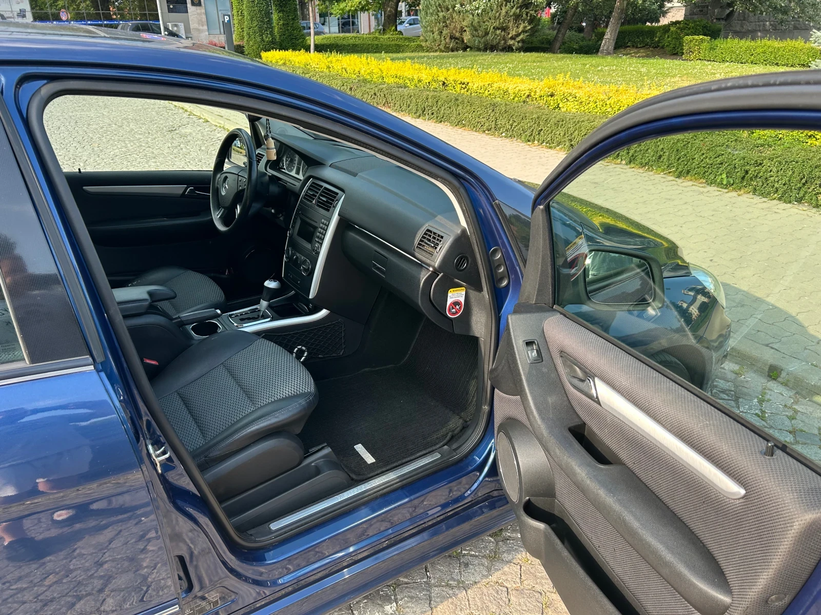 Mercedes-Benz B 200  - изображение 8