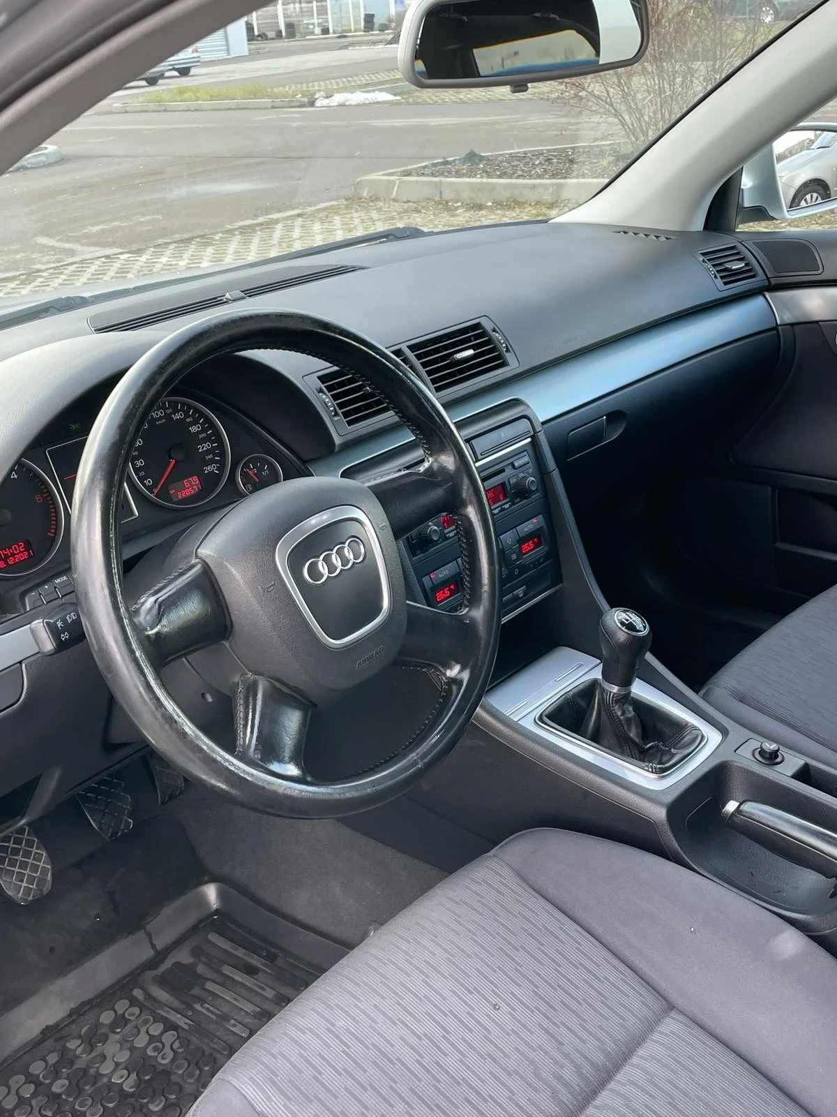 Audi A4 B7 - изображение 9