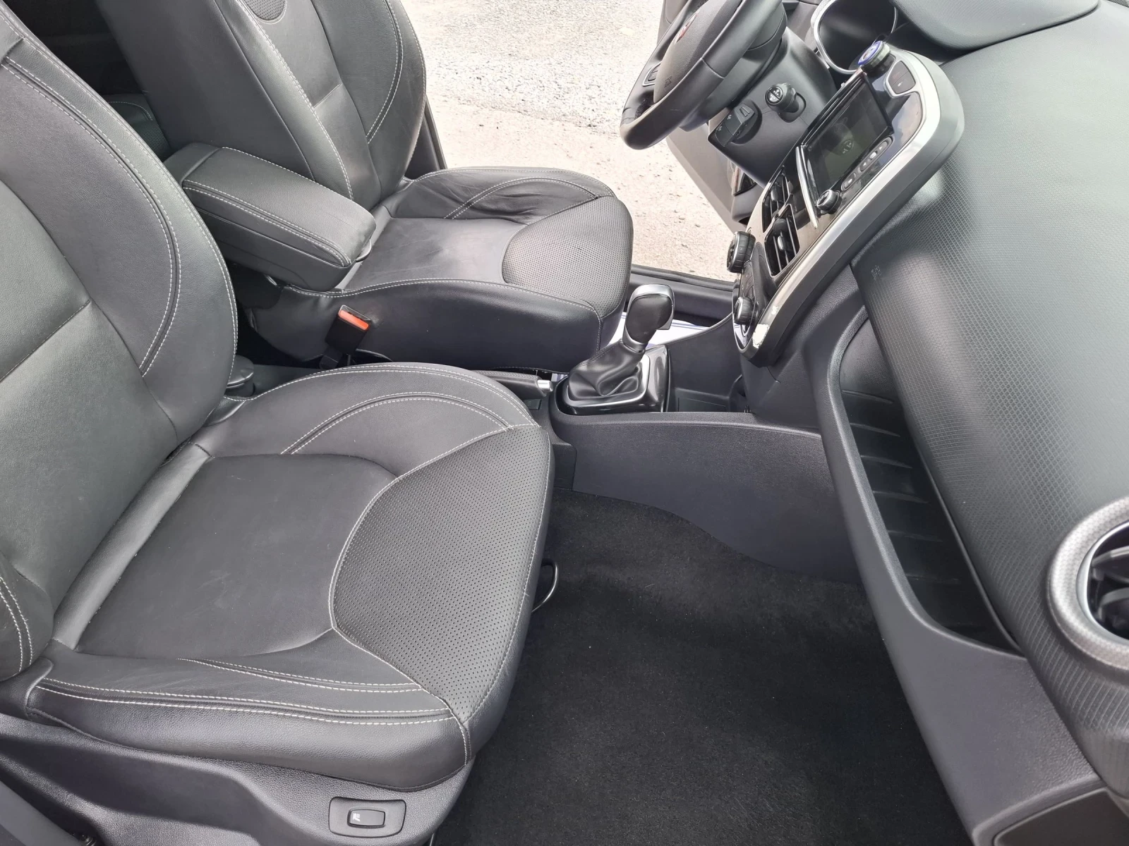 Renault Clio 1, 5DCI-Euro 6-Avtomat, Navi, Kogen salon - изображение 8