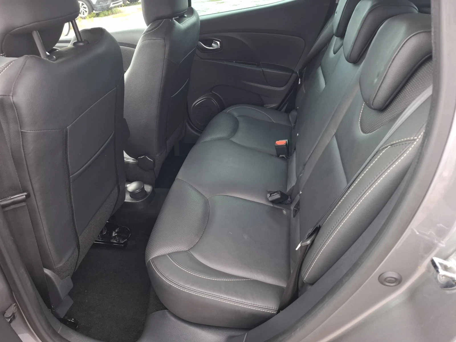 Renault Clio 1, 5DCI-Euro 6-Avtomat, Navi, Kogen salon - изображение 9