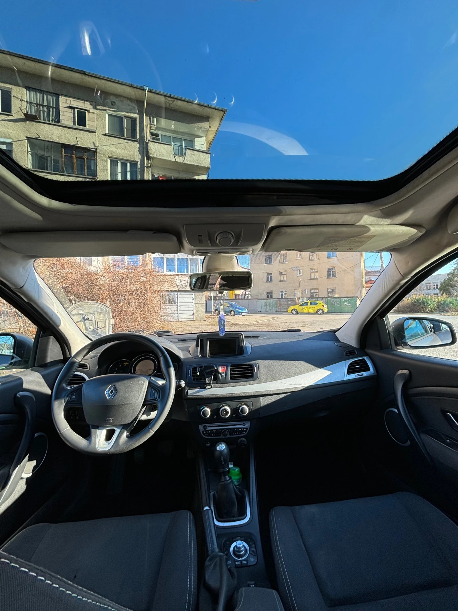 Renault Megane 1.5 dCi - изображение 9