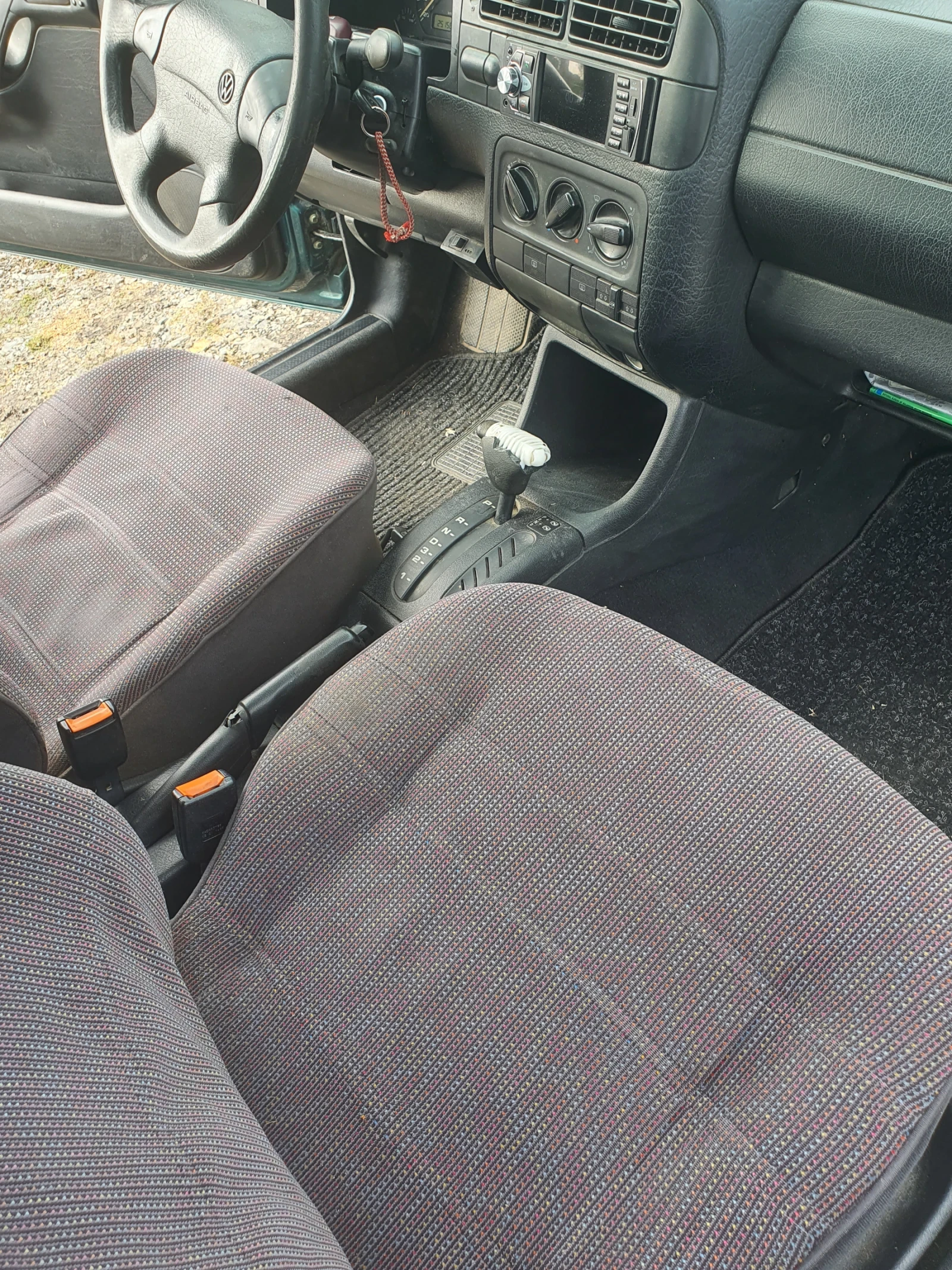 VW Golf  - изображение 7