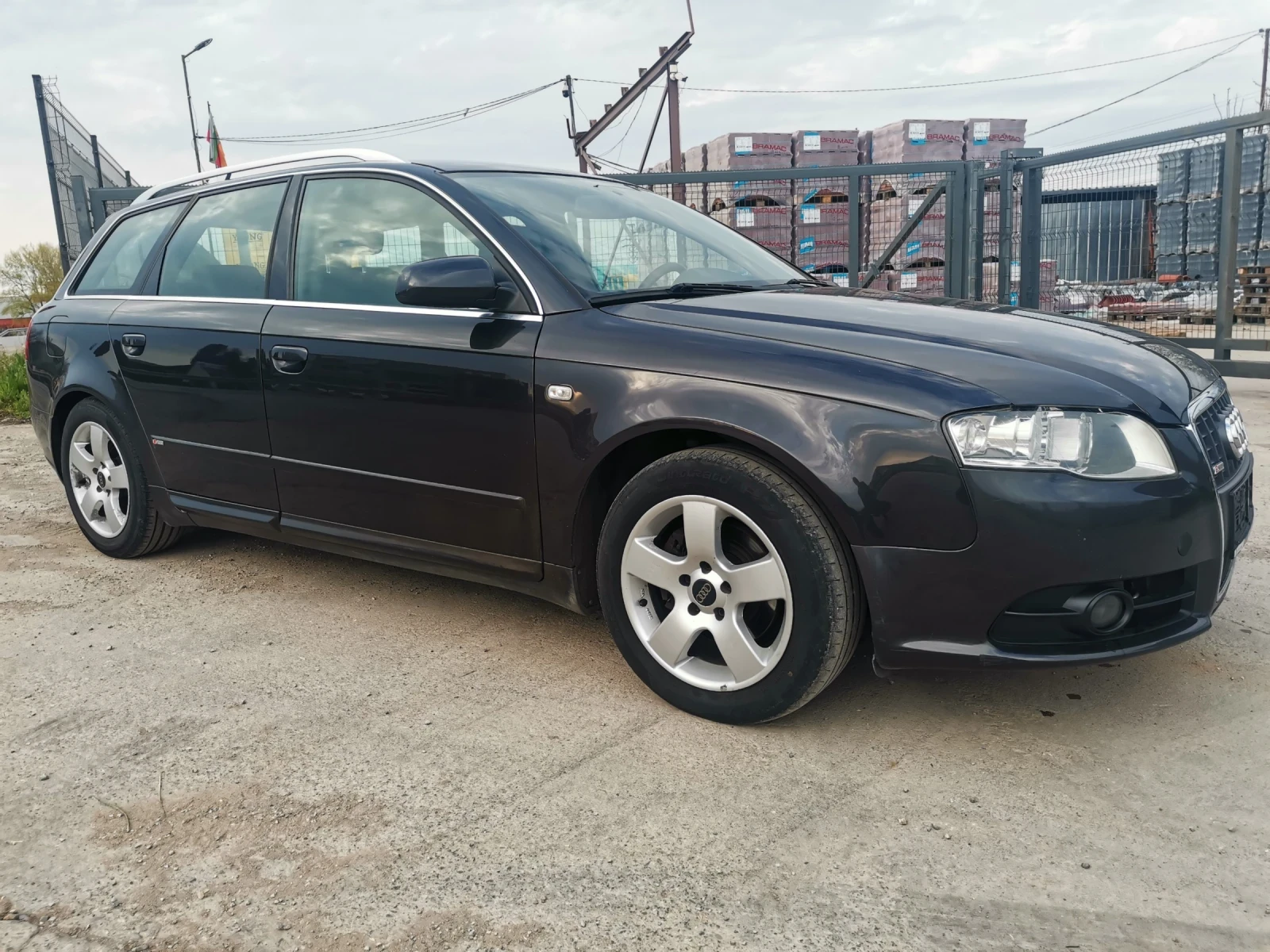 Audi A4 2.0TDI QUATRRO S-LINE , снимка 2 - Автомобили и джипове - 55308373