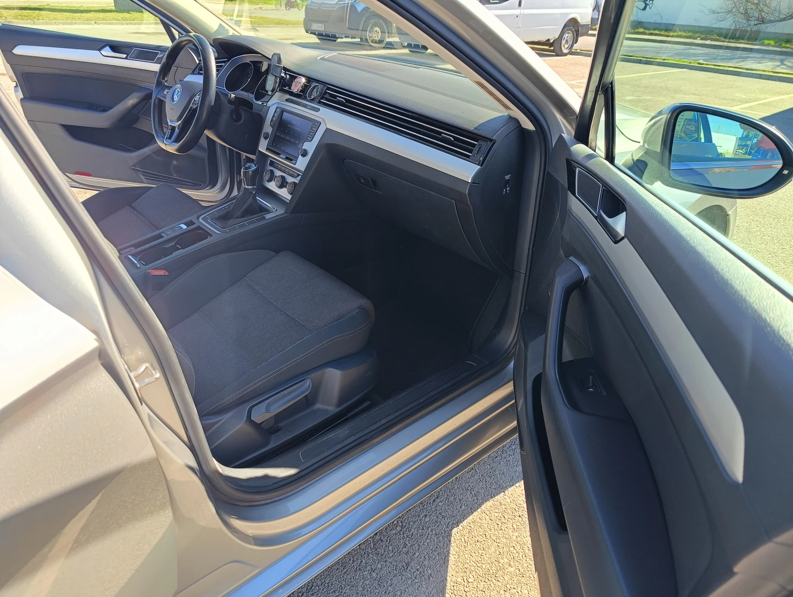 VW Passat Variant Comfortline, снимка 12 - Автомобили и джипове - 53750492