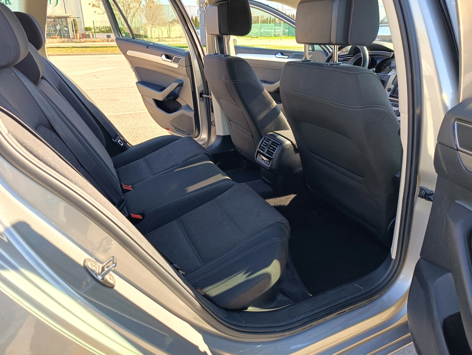 VW Passat Variant Comfortline, снимка 15 - Автомобили и джипове - 53750492