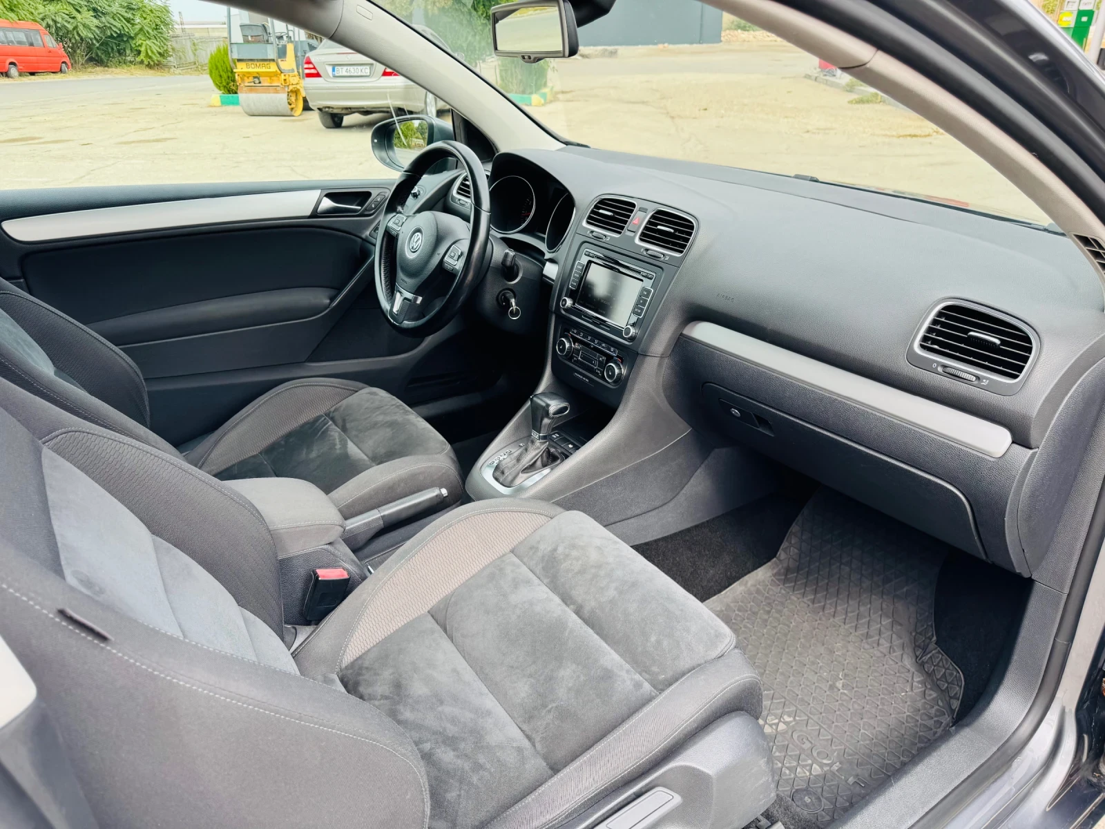 VW Golf 1.4 TSI / TURBO / 160 к.с, снимка 11 - Автомобили и джипове - 53760337