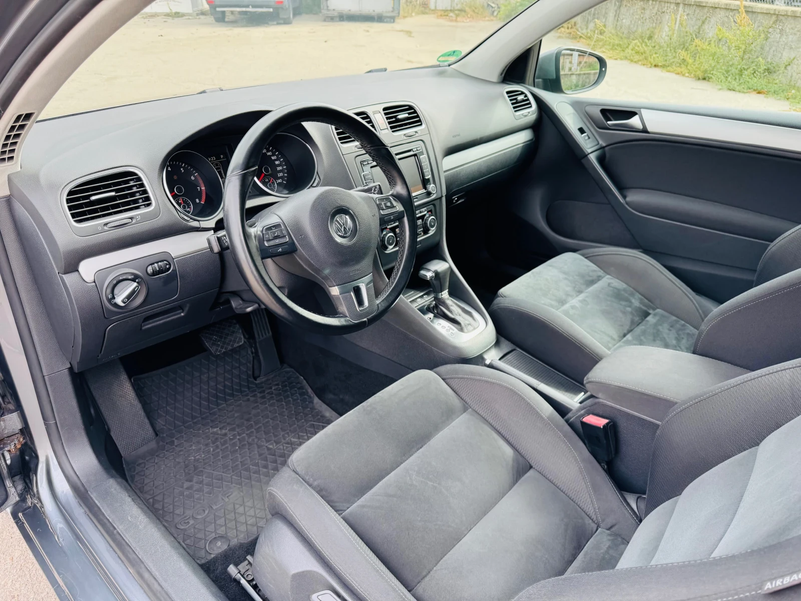 VW Golf 1.4 TSI / TURBO / 160 к.с, снимка 9 - Автомобили и джипове - 53760337