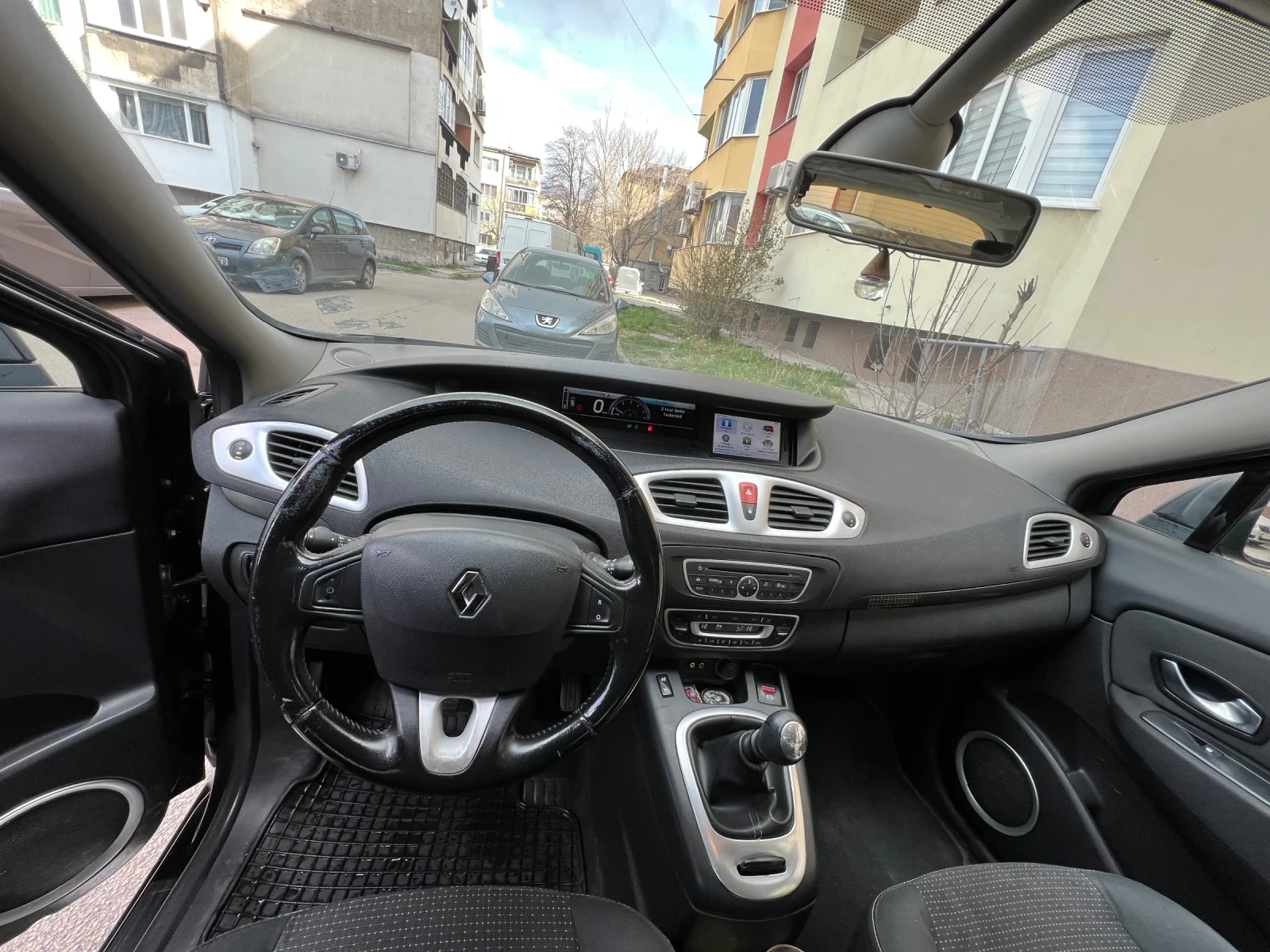 Renault Scenic 1.5 dCi X-Mod Всичко сменено, снимка 9 - Автомобили и джипове - 53910957