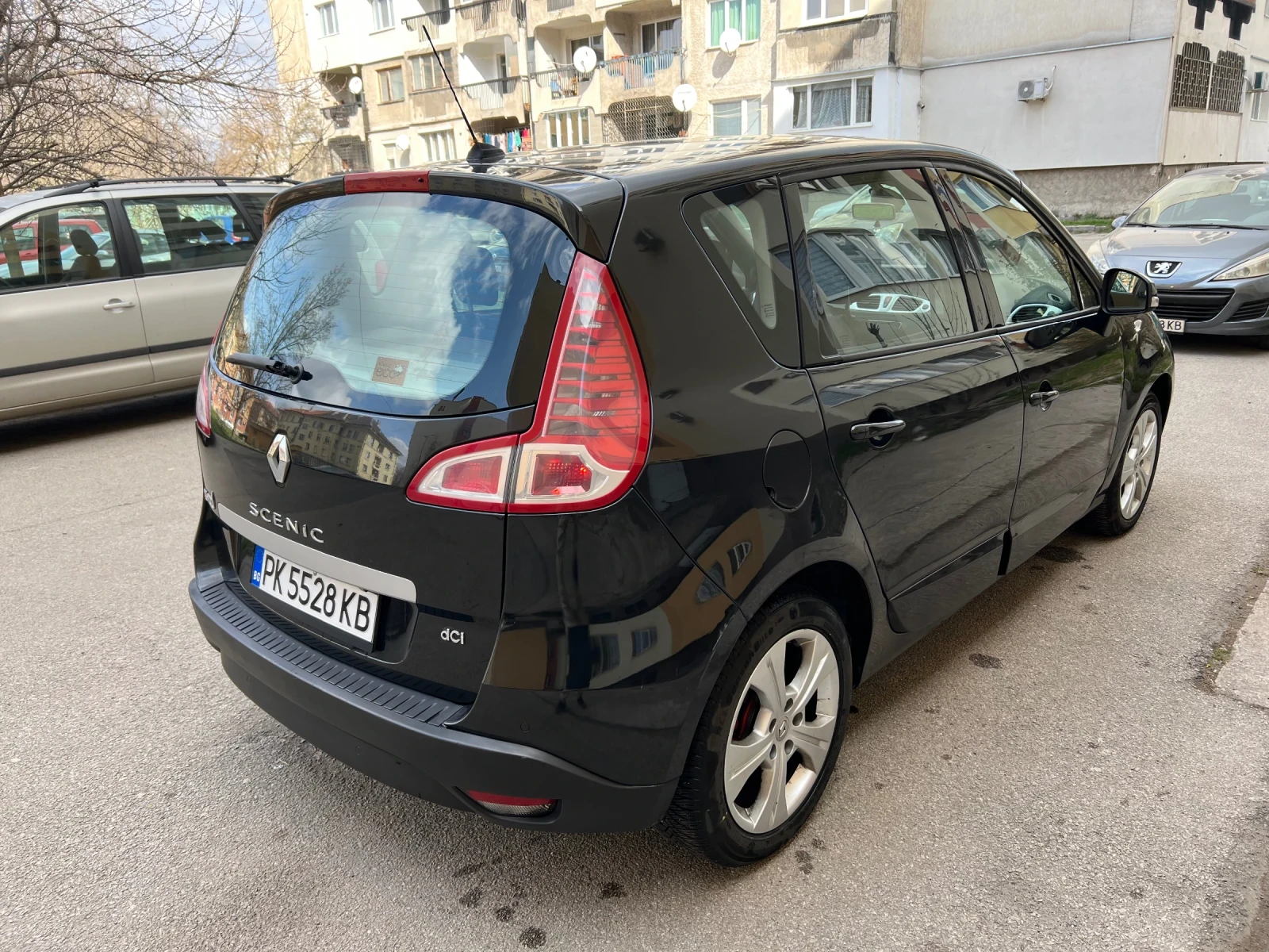 Renault Scenic 1.5 dCi X-Mod Всичко сменено, снимка 7 - Автомобили и джипове - 53910957