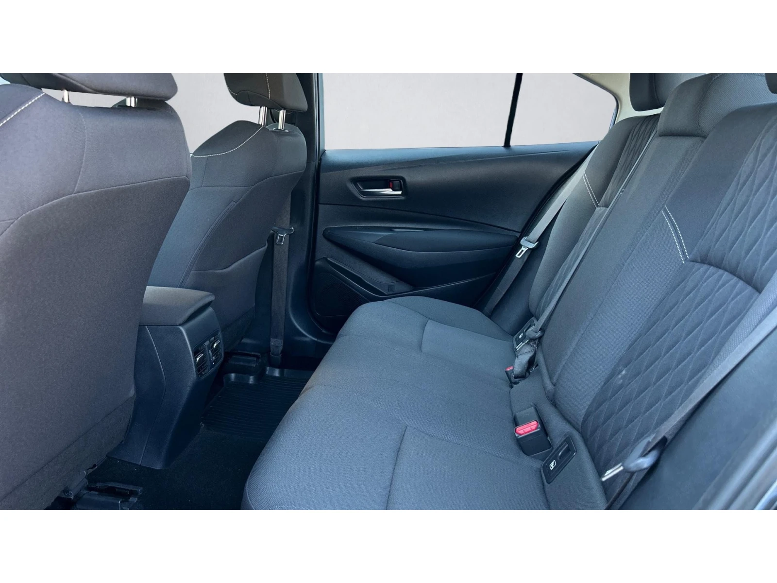 Toyota Corolla Месечна вноска от 205  , снимка 11 - Автомобили и джипове - 54121180