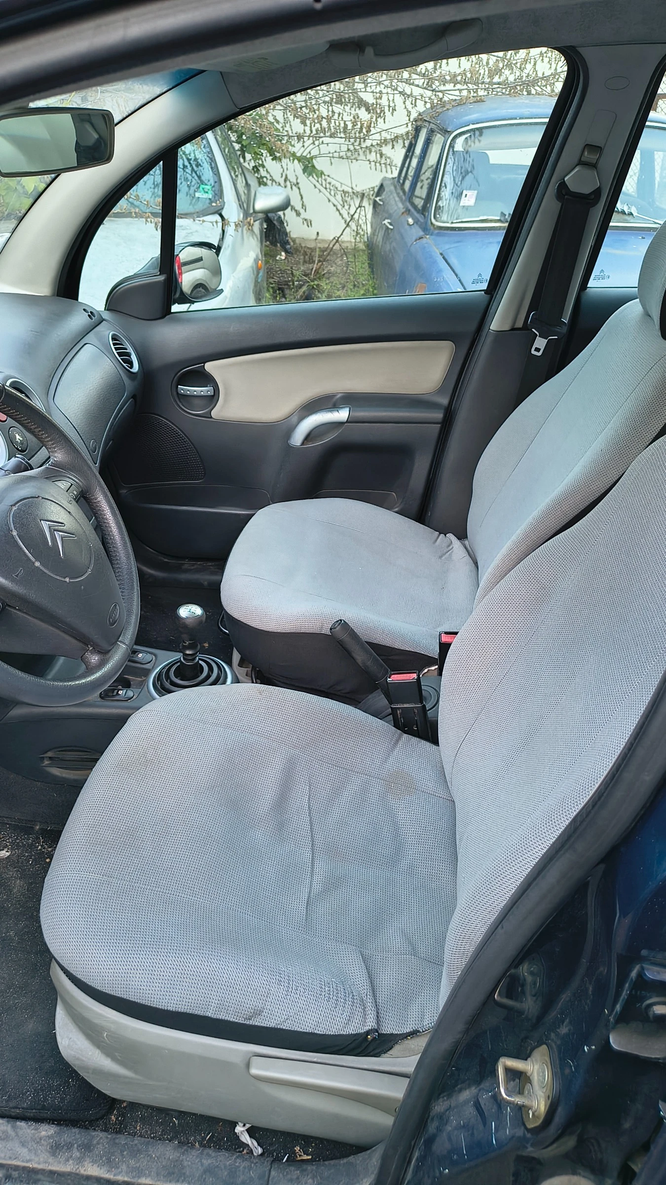 Citroen C3 exclusive, снимка 8 - Автомобили и джипове - 54401633