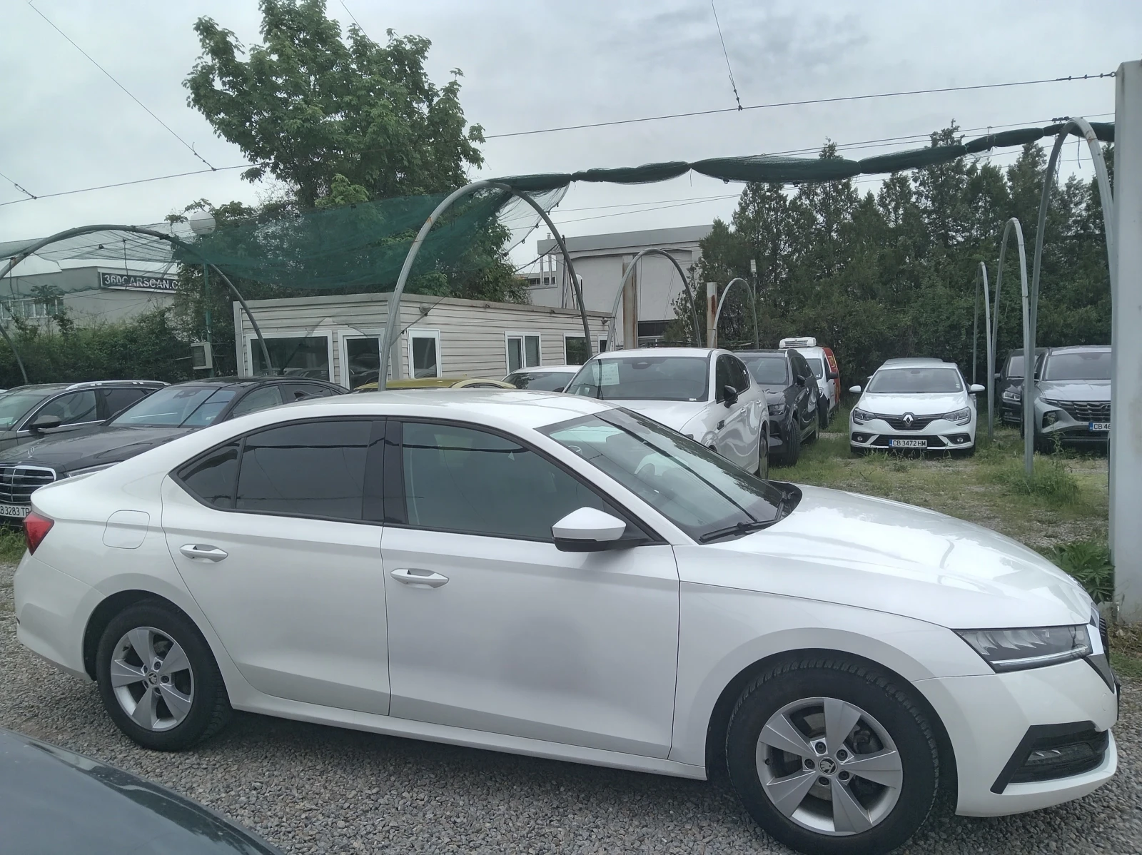 Skoda Octavia 2.0TDI, снимка 6 - Автомобили и джипове - 54477567