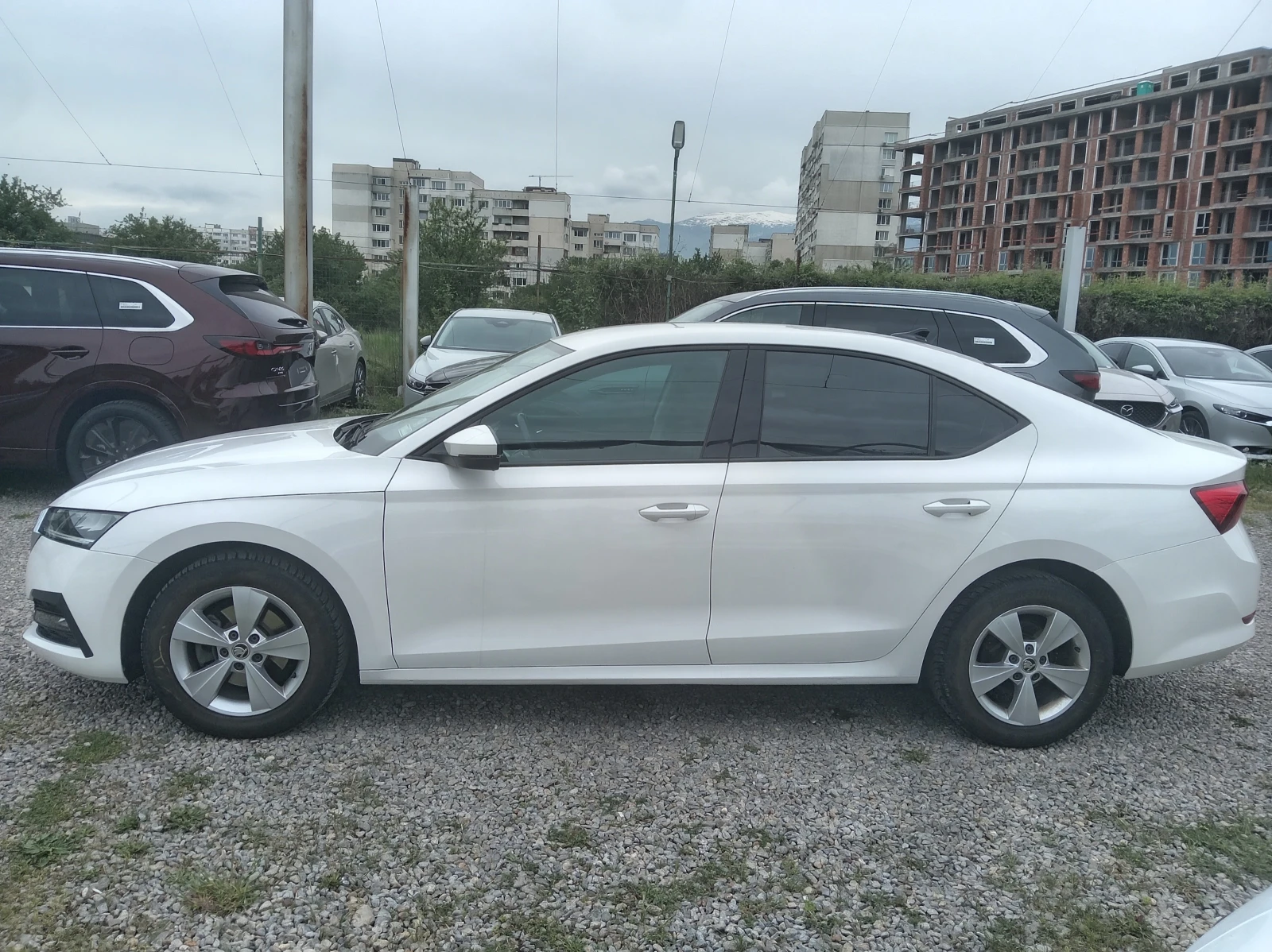 Skoda Octavia 2.0TDI, снимка 5 - Автомобили и джипове - 54477567