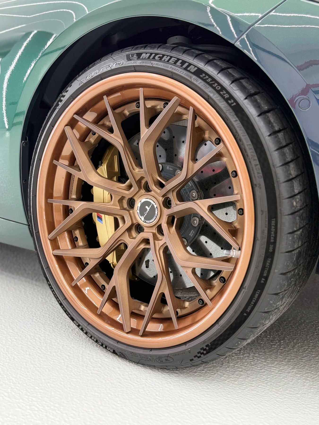 BMW M8 First Edition 1/400, снимка 7 - Автомобили и джипове - 54711664