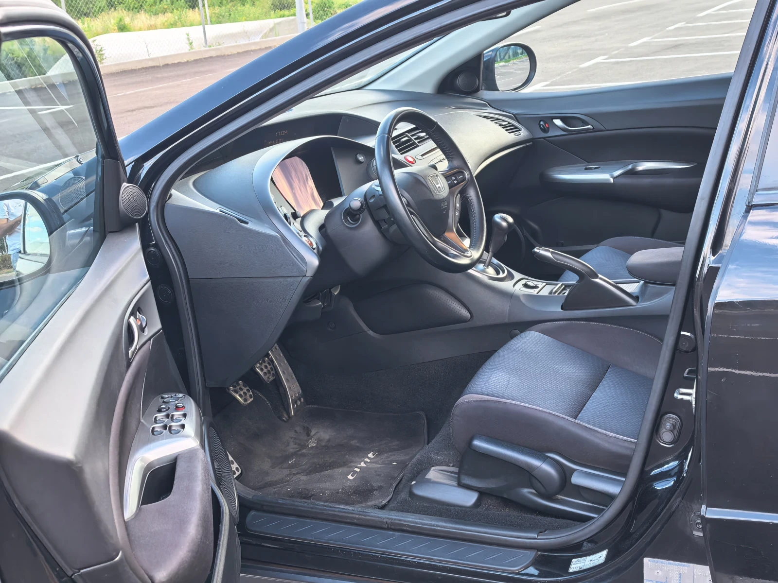 Honda Civic 1.4 i-vtec Elegance , снимка 3 - Автомобили и джипове - 55082501