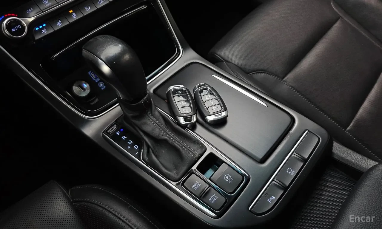 Hyundai Grandeur 2.4 Premium | Кожа | Подгрев/Обдухване | , снимка 9 - Автомобили и джипове - 55032930