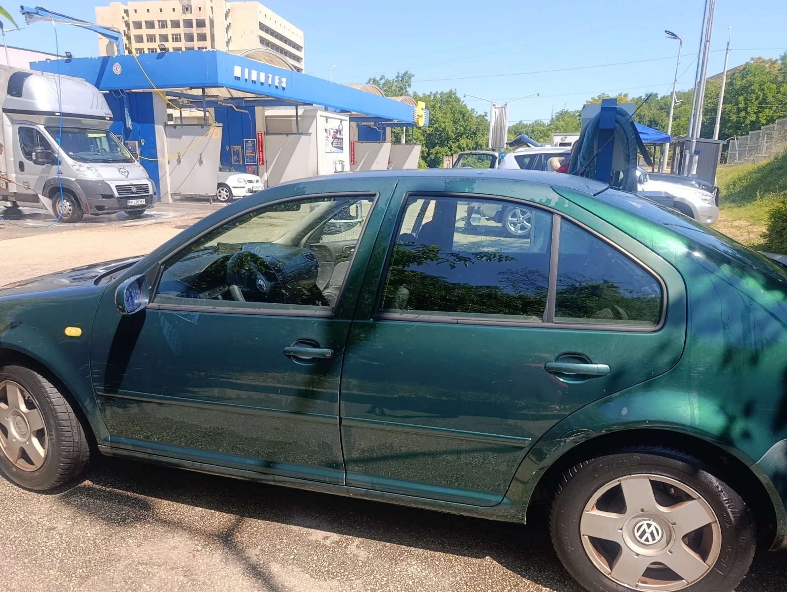VW Bora, снимка 7 - Автомобили и джипове - 55421193