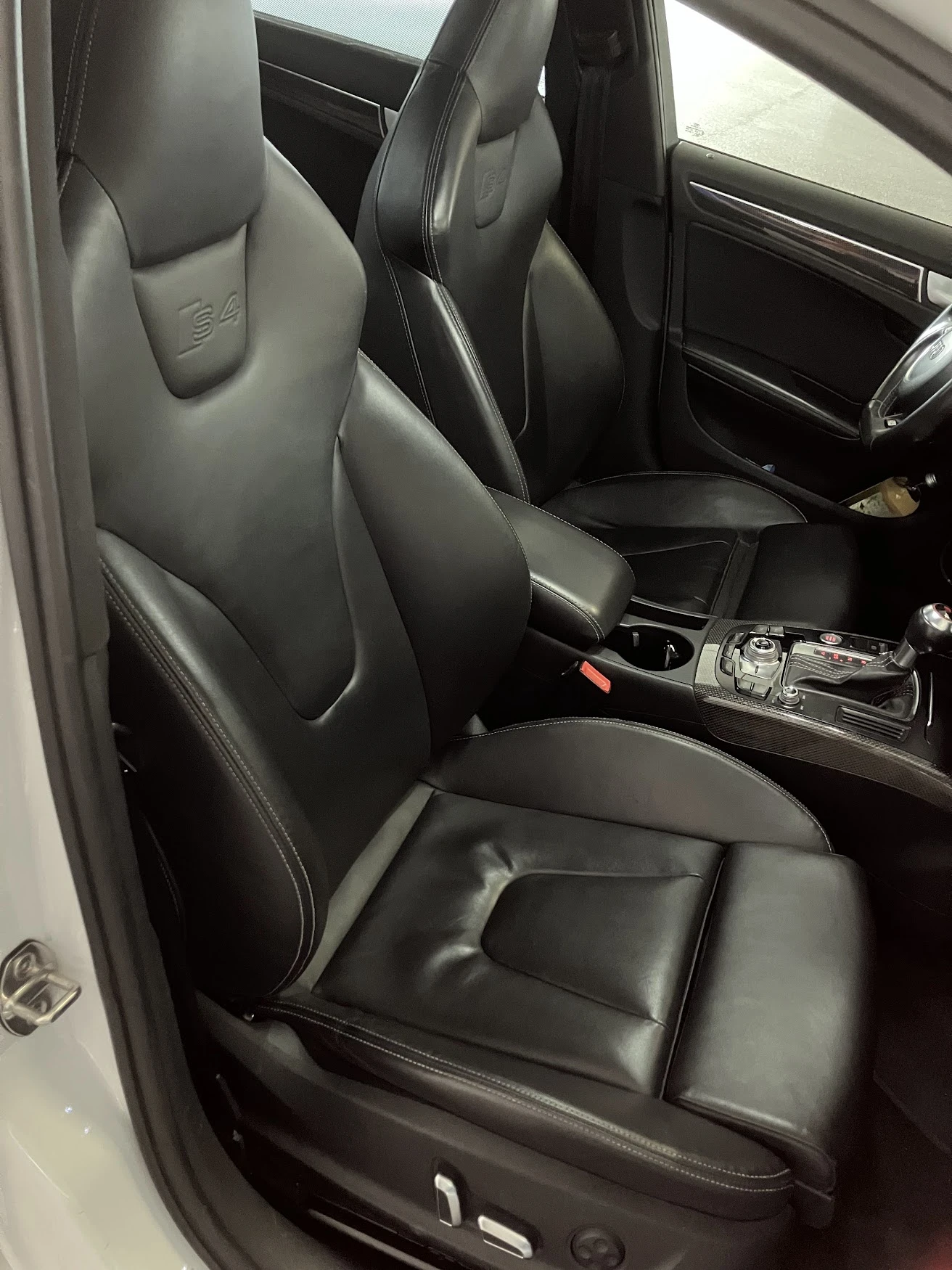 Audi S4 B&O, 10.25 мултимедия, Ел.щора, снимка 8 - Автомобили и джипове - 55780148