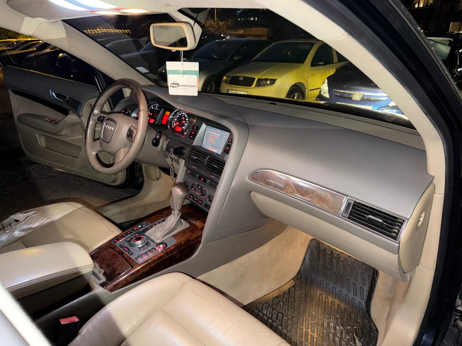 Audi A6 (4F, C6) 3.0 TDI V6 Quattro Tiptronic (S tronic), снимка 8 - Автомобили и джипове - 55879531