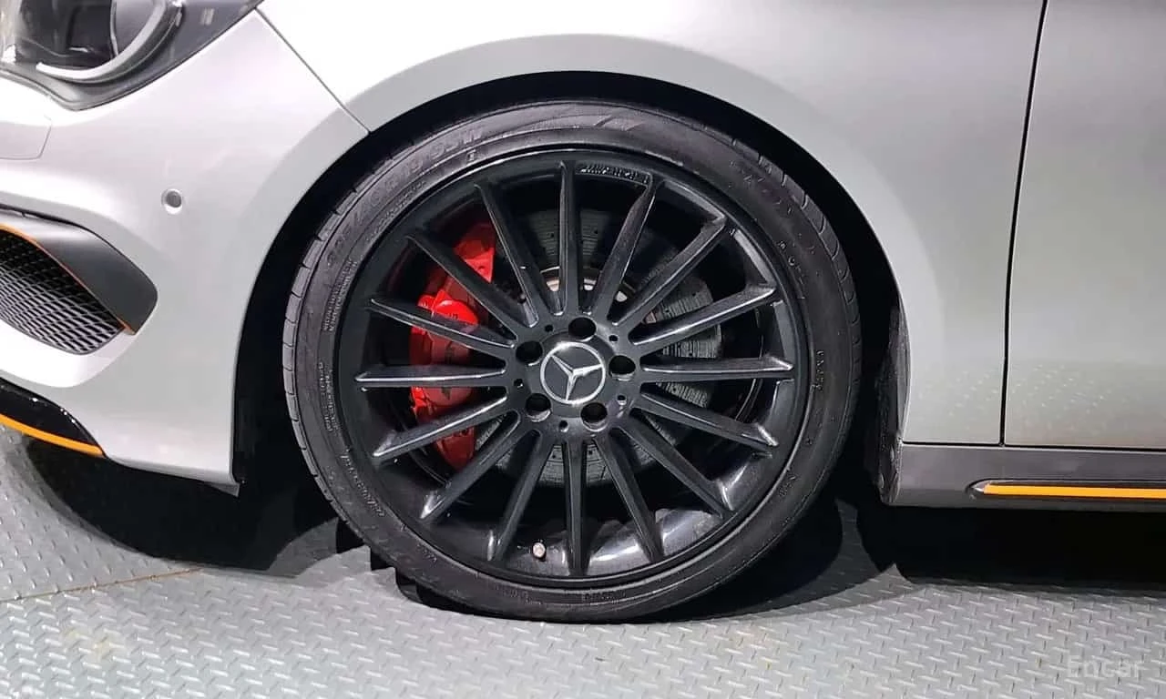 Mercedes-Benz CLA 45 AMG 4MATIC/ПОДГРЕВ/ПАМЕТ/ФИНАНСИРАНЕ, снимка 5 - Автомобили и джипове - 56331837